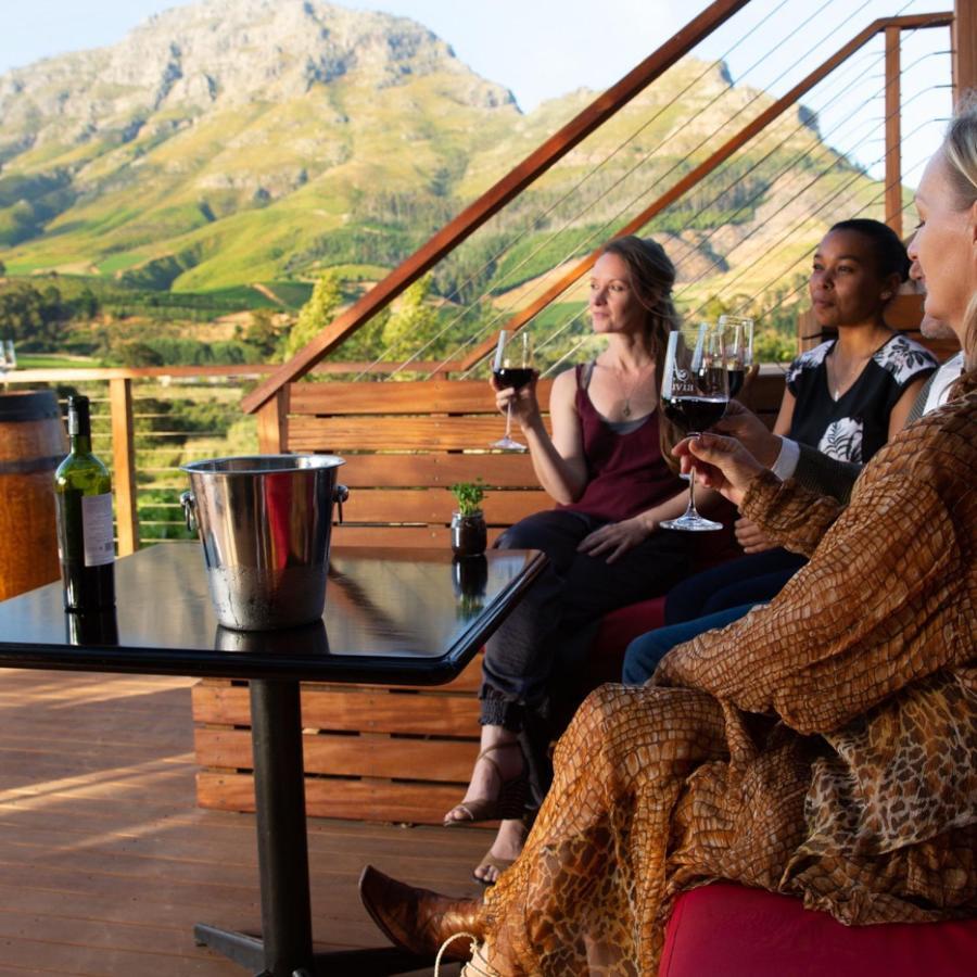Alluvia Boutique Winery & Luxury Accommodation Stellenbosch Luaran gambar Wine tasting at the San Luis Obispo Vintners' Association
