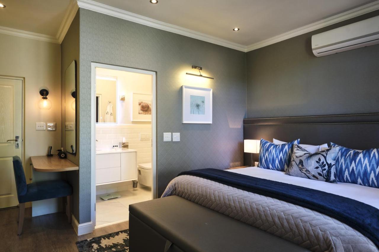 Alluvia Boutique Winery & Luxury Accommodation Stellenbosch Luaran gambar A bedroom at the Oyster Box