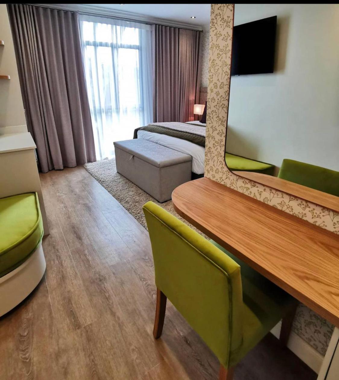 Alluvia Boutique Winery & Luxury Accommodation Stellenbosch Bilik gambar A room at the hotel