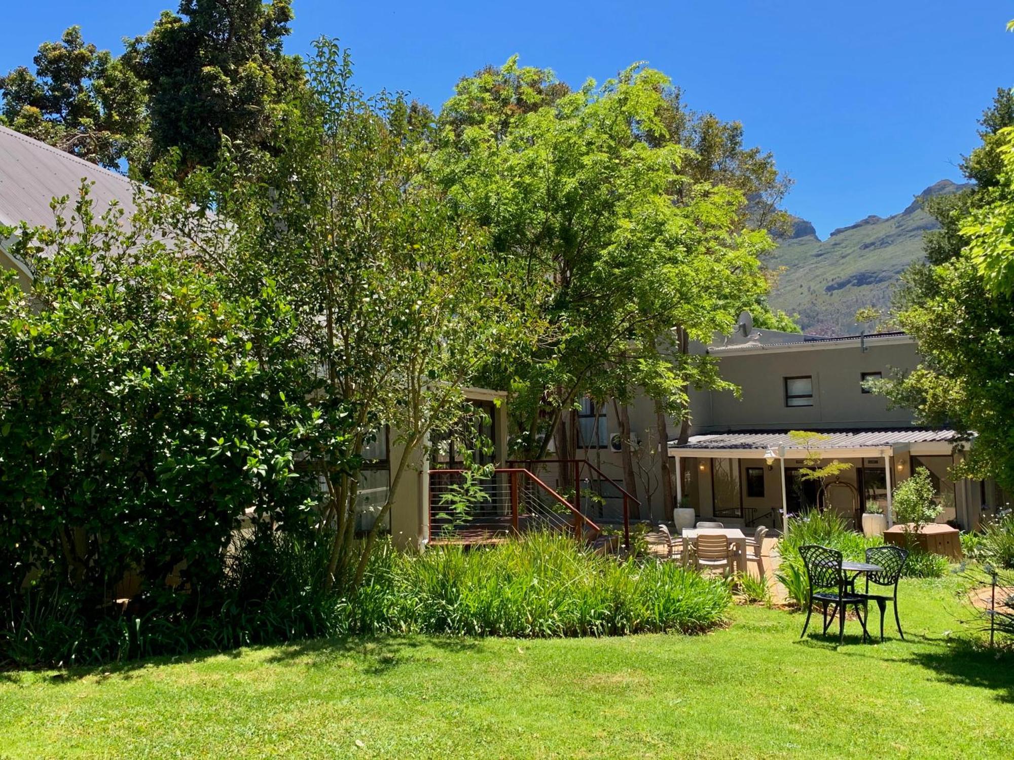 Alluvia Boutique Winery & Luxury Accommodation Stellenbosch Bilik gambar The garden of the Cape of Good Hope Centre